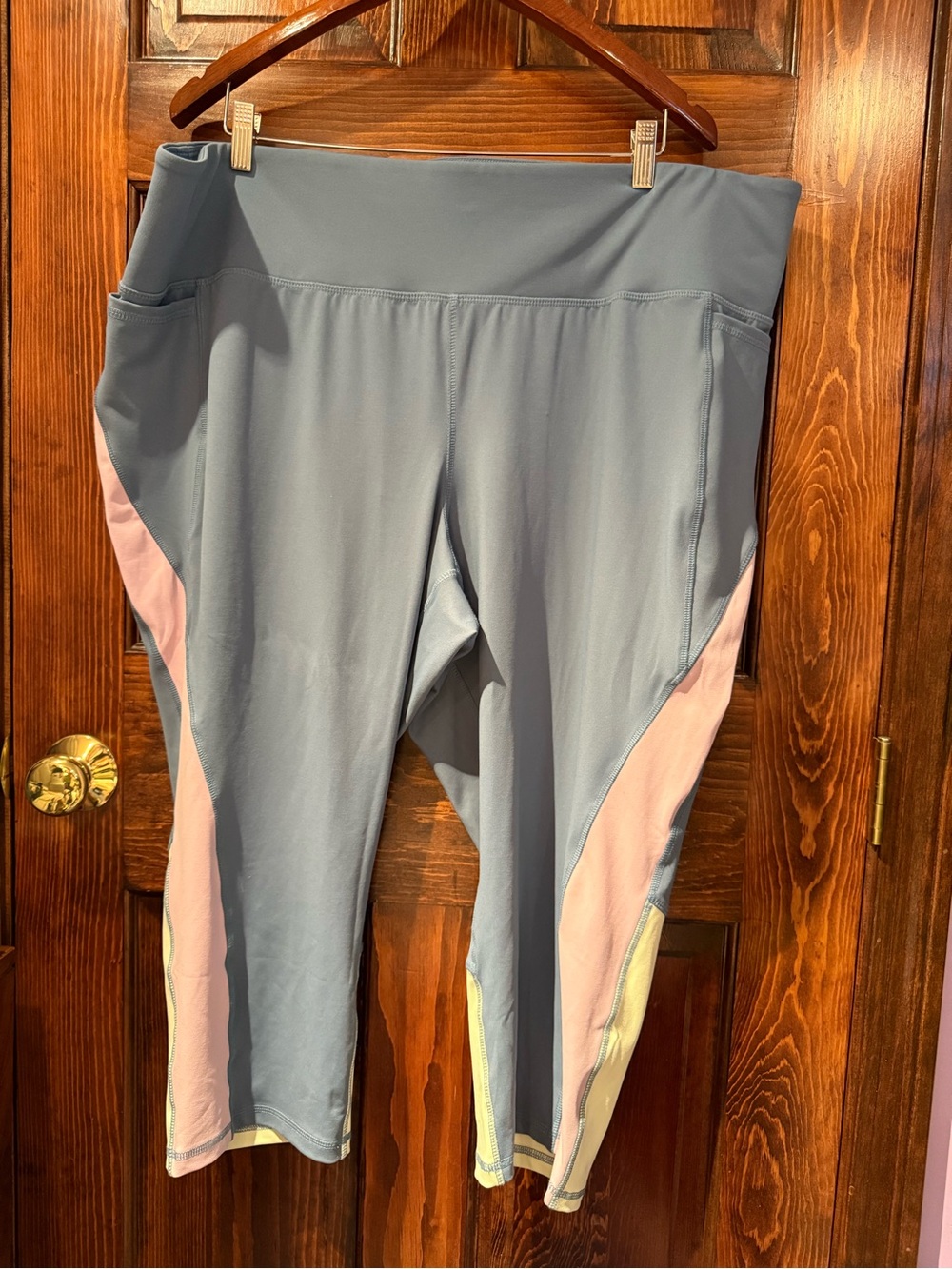 Livi Active dusty  Blue Leggings with Pink & Cream Panels